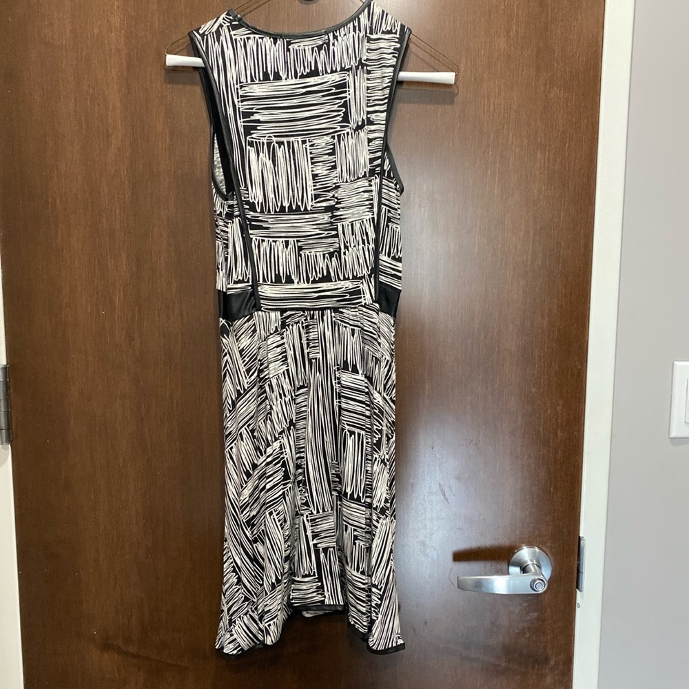 Black and white patterned Casual Couture dress